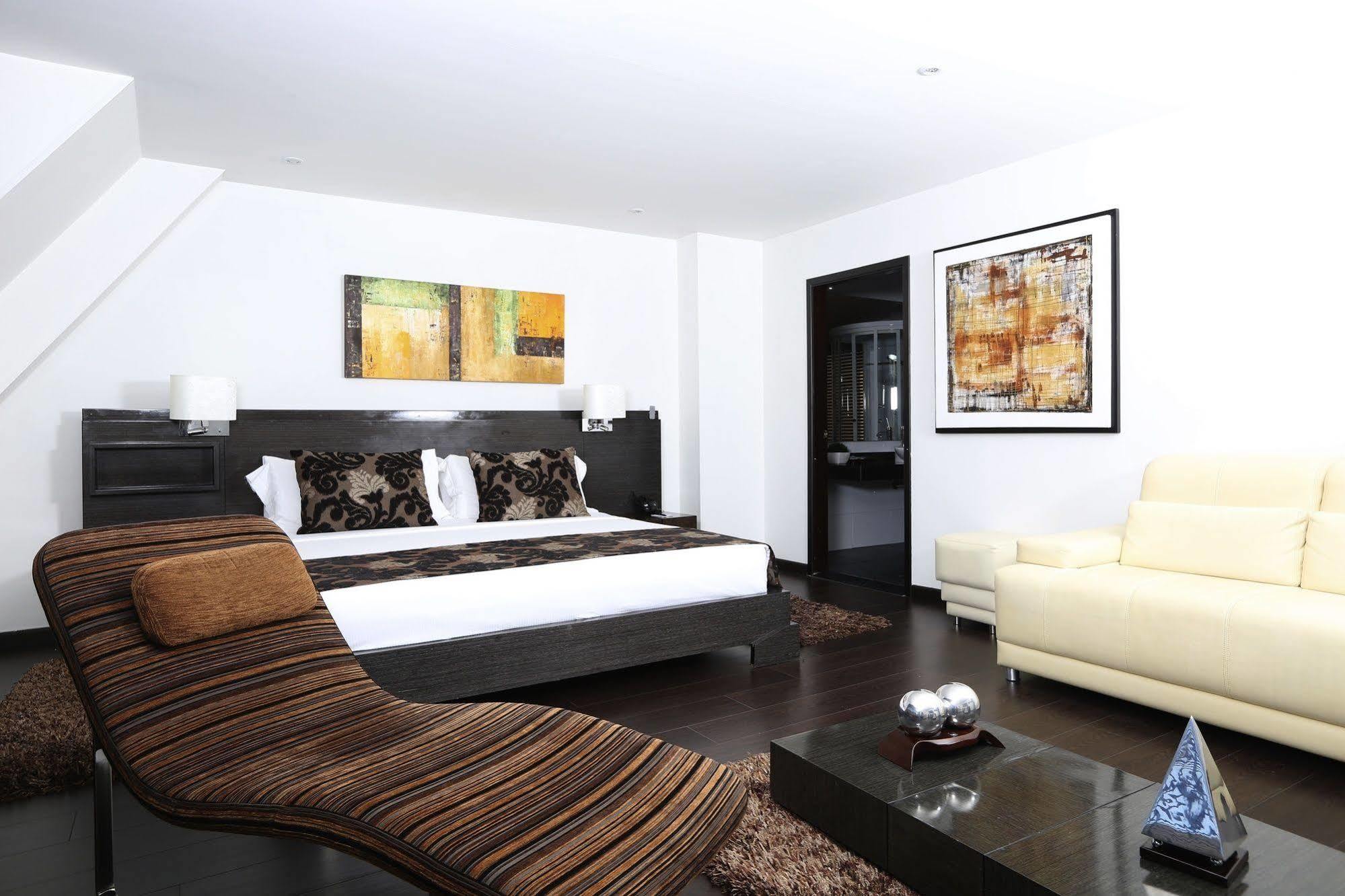 108 Hotel Bogota
